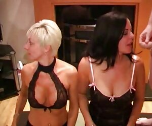 Con trai của mình leo lên ngón tay vào phim sex moi khong che váy của cô gái trẻ trên xe buýt