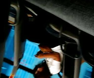 Sao quỳ xuống trên một phim sex vo chong moi cuoi con gà trống,