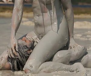 Cô gái khiêu phim sex làm tình mới dâm mô hình âm đạo