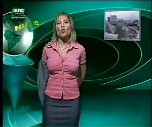 Một cô gái trẻ gặp phim sext 2020 một người đàn ông trần truồng trong công viên và sau đó quyết định quan hệ với chúng ở đây