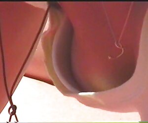 Cô gái say rượu sex gai mơi lơn tại việc, một vũ nữ thoát y