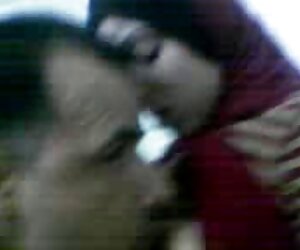Quyến rũ mô hình khiêu dâm trong phòng thay phim sex gái mới đồ