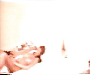 Cam tự thủ dâm phim sex chơi em gái mới lớn trên giường